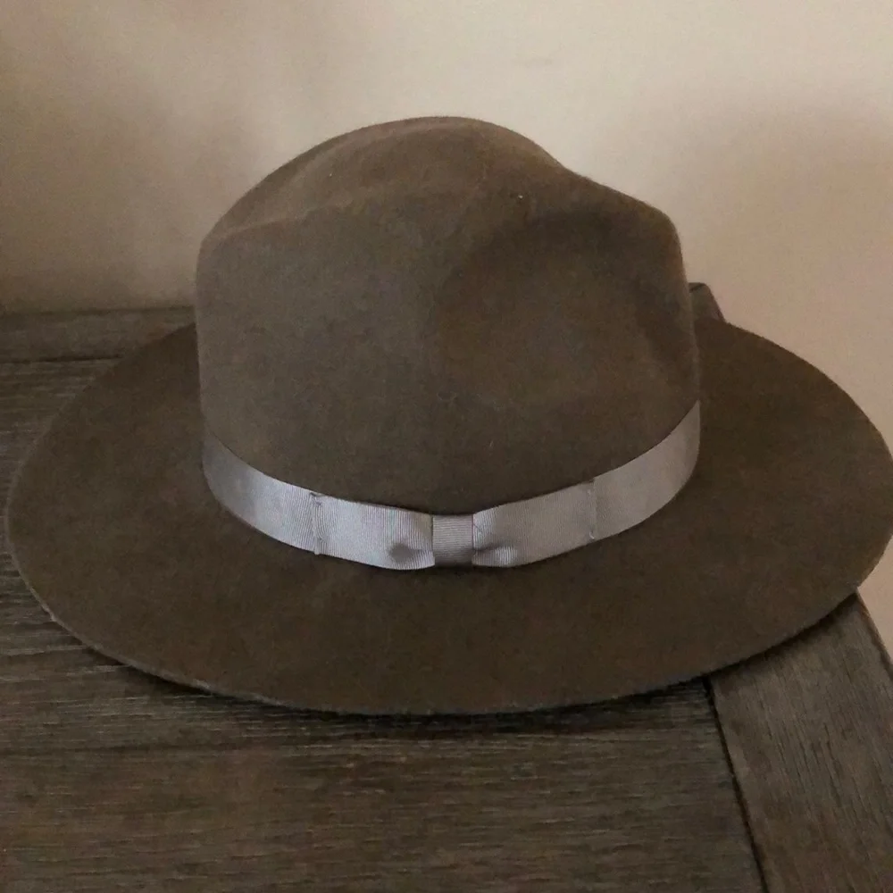 Lack of color hat